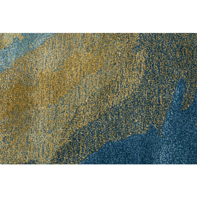 Abstract Cosmic Splash Modern Hand-Tufted Wool Area Rug – Blue, Gold, & Grey For Sale - Image 9 of 10