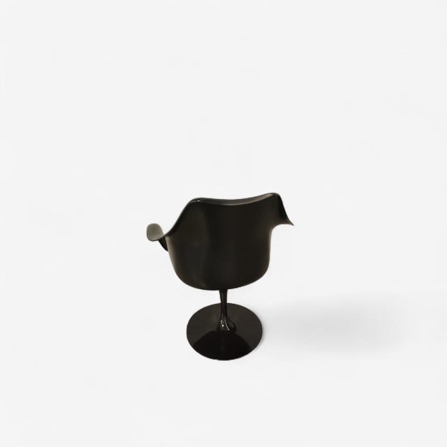 Eero Saarinen Tulip Armchair by Eero Saarinen for Knoll International, 2010s For Sale - Image 4 of 6