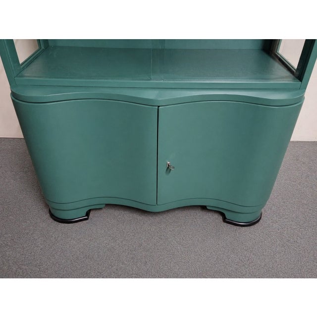 Vintage Art Deco Display Case, 1950s For Sale - Image 10 of 11