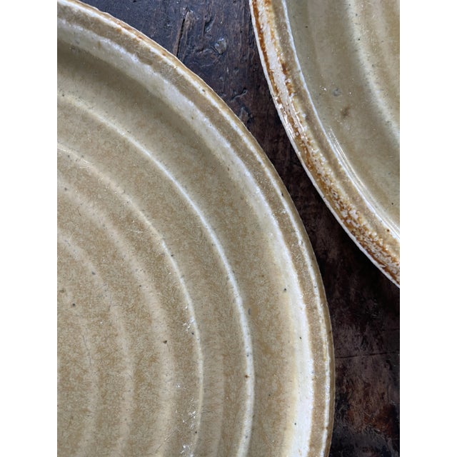 1980s 1980s Tuscarora Pottery Plates - Set of 7 For Sale - Image 5 of 12