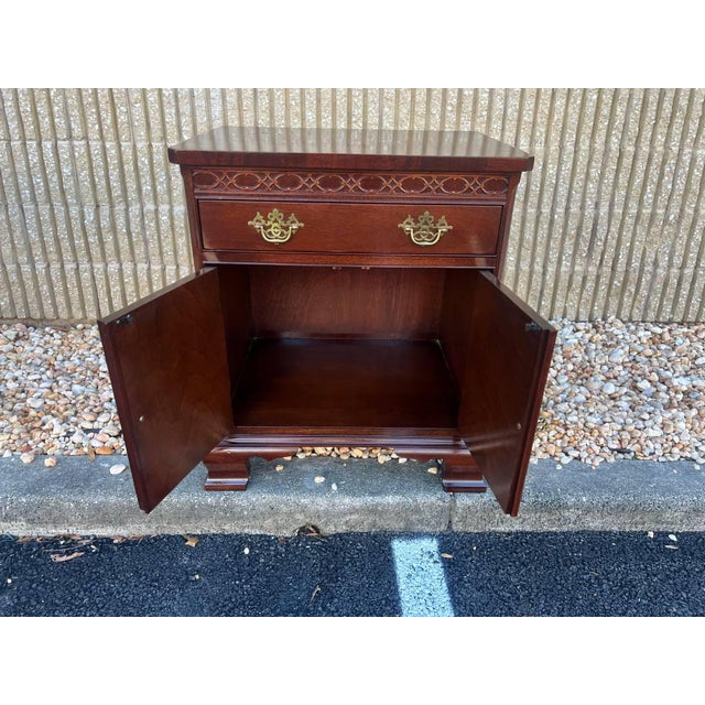 Chippendale Hickory Chair James River Collection Chippendale Carved Mahogany One Drawer Enclosed Nightstand For Sale - Image 3 of 12