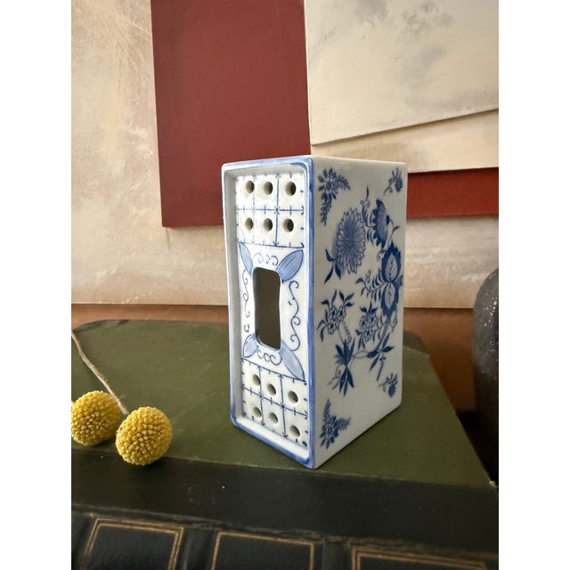 Vintage Blue and White Flower Frog Andrea by Sadek Japan Rectangular Floral Vase For Sale - Image 10 of 12