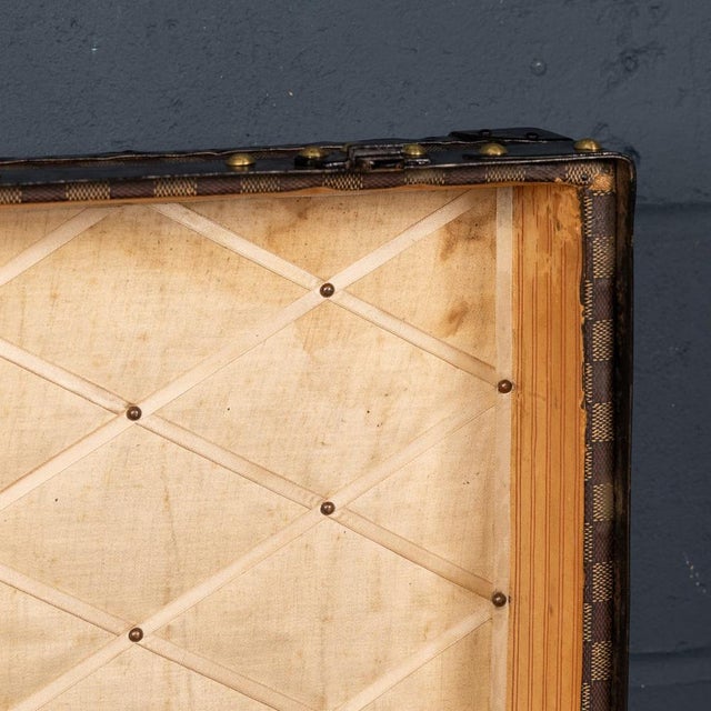 Antique Malle Haute Trunk in Damier Canvas by Louis Vuitton for Louis Vuitton, France, 1900s For Sale - Image 17 of 18