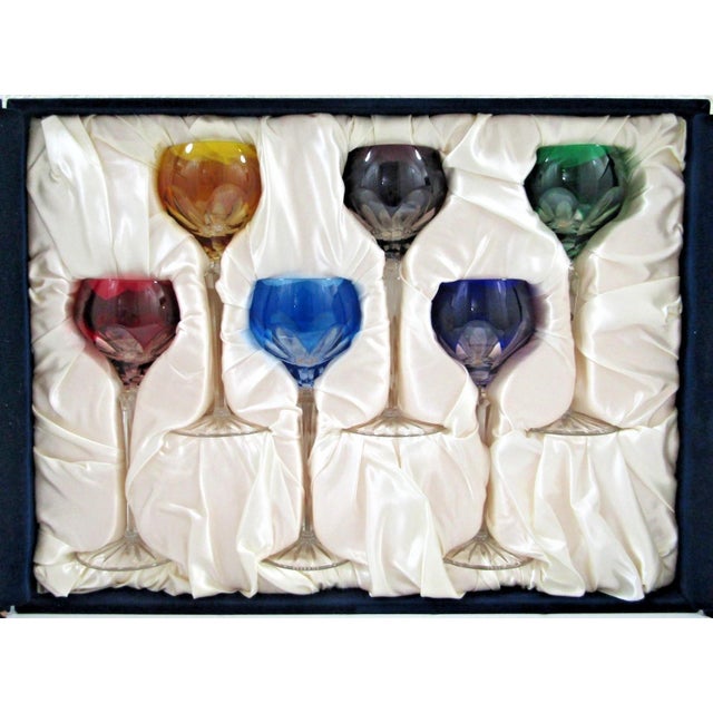 This set of six Fabergé Lausanne crystal wine glasses in a presentation case is a luxurious and elegant addition to any...