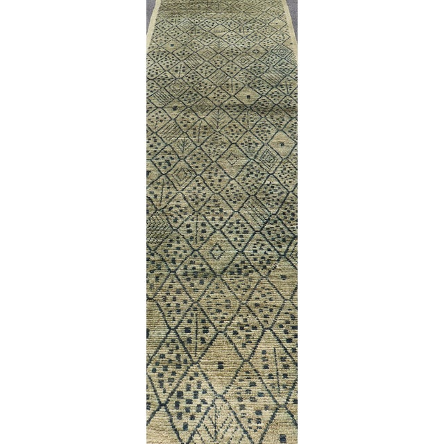 Modern Gallery Long Runner With Tribal Moroccan Design in Yellow Green & Blue 3'10 X 16 For Sale In Atlanta - Image 6 of 13