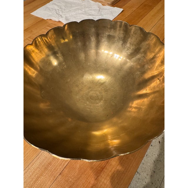 Mid-Century Modern Vintage Hollywood Regency Scalloped Solid Brass Bowl, Italian Style, 9 3/4” For Sale - Image 3 of 10