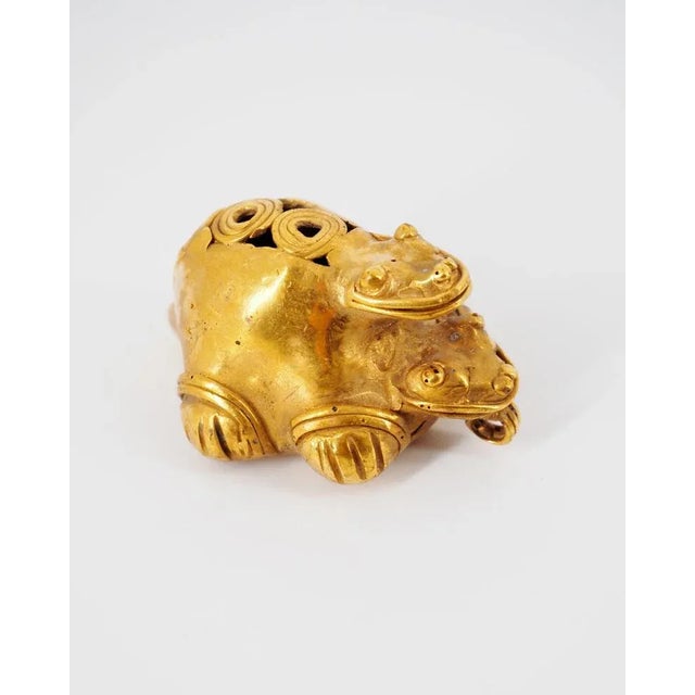 Gold Colombian Taïrona Tumbago Statuette of Janus Tortoise For Sale - Image 8 of 8
