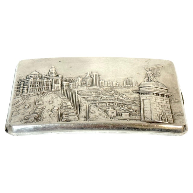 Chinese Chinese Export Silver Cigarette Case Depicting the Bund and the Angel of Peace For Sale - Image 3 of 18