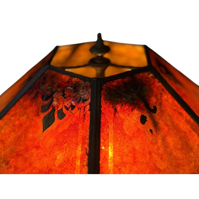 Antique 1910s Edward Miller Table Lamp With Original Copper Finish, 1920s Orange and Gold Mica Shade With Rewired Pullchain Socket For Sale - Image 14 of 18