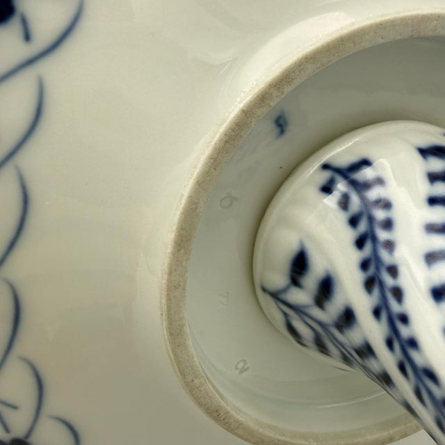 Blue Antique Porcelain Zwiebelmuster Ceremonial Bowl with Knauf-Schwerts Mark from Meissen, 1850-1910 For Sale - Image 8 of 15