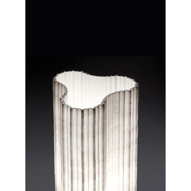 Contemporary Stripes A3 Decorative Table Lamp in Afyon White Marble by Bufalini Marmi For Sale - Image 3 of 14