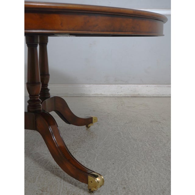 Maitland - Smith 1990s Maitland Smith Inlaid Round Walnut Dining Room Table For Sale - Image 4 of 13