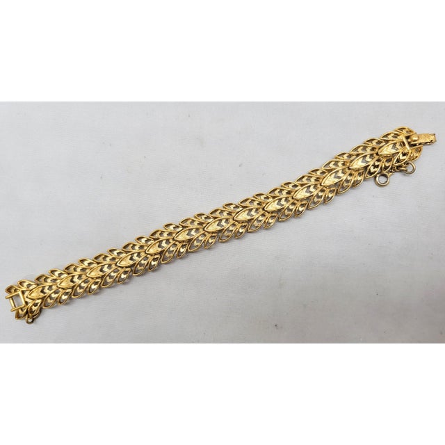 Vintage 1960s Signed Monet Goldtone Openwork Link Bracelet For Sale In Philadelphia - Image 6 of 10