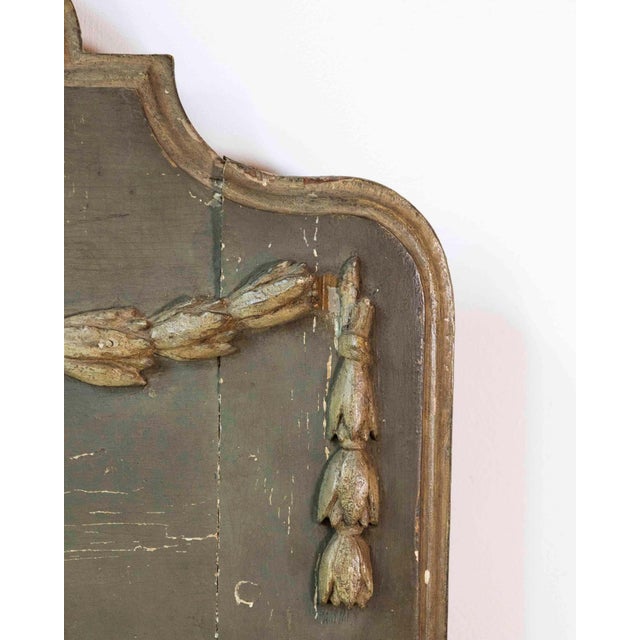 18th Century Beautiful Louis XVI period trumeau in grey-green painted wood For Sale In Atlanta - Image 6 of 10