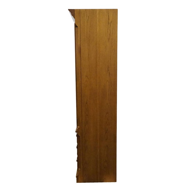 Thomasville Furniture American Oak Collection Rustic Early American 28" Pier Cabinet Wall Unit 18911-385 For Sale - Image 12 of 15