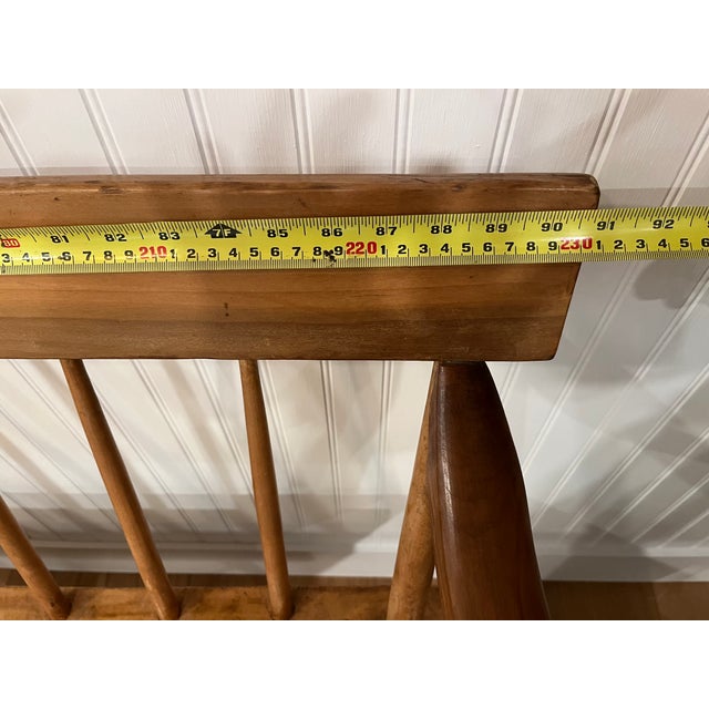 American Mid 20th Century New England Deacon’s Bench For Sale - Image 3 of 9