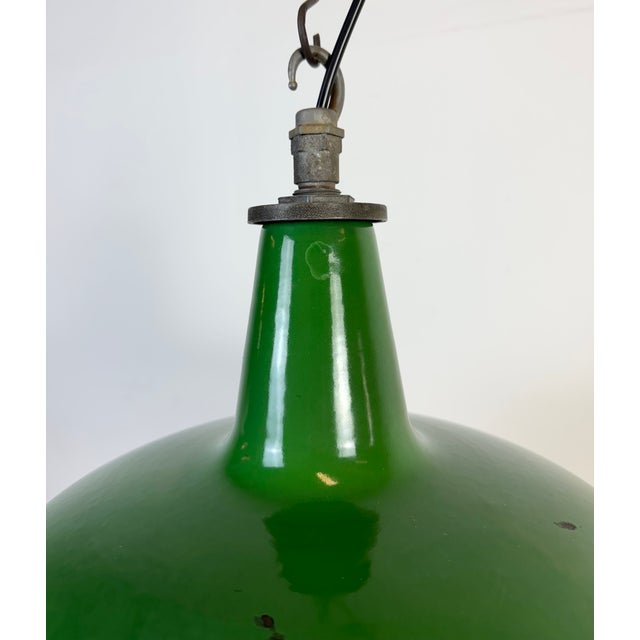 Mid-Century Modern Industrial Green Enamel Factory Pendant Lamp from Revo, 1950s For Sale - Image 3 of 18