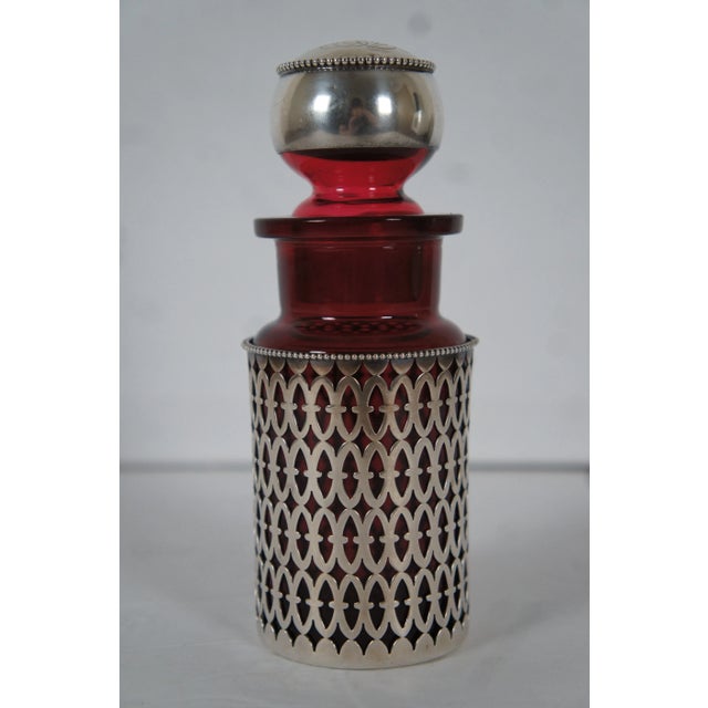 Antique American Sterling Silver & Cranberry Glass 114 Perfume Vanity Bottle 58g For Sale - Image 4 of 12