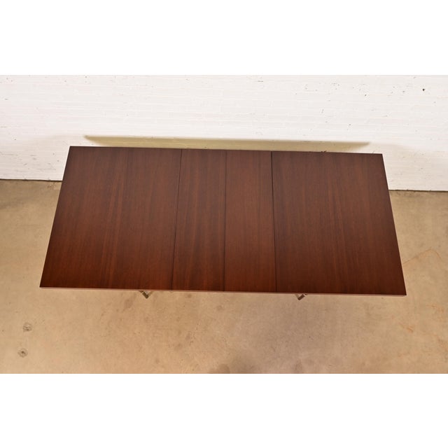 1950s Paul McCobb for Directional Mahogany and Brass Extension Dining Table, Newly Refinished For Sale - Image 5 of 15