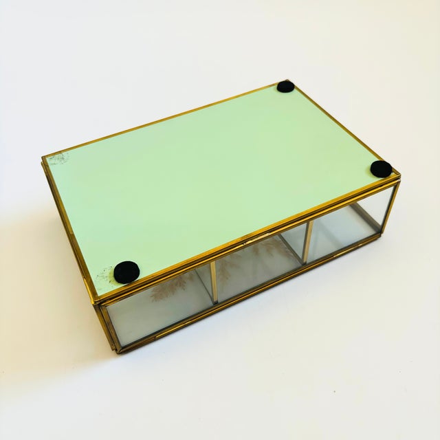 Vintage Brass and Glass Divided Box With Dried Flowers - Jewelry Box or Organizer For Sale - Image 12 of 12