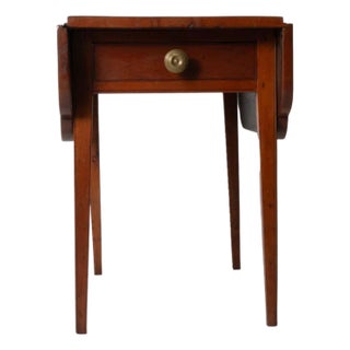 Early 19th Century Cherry Federal Period Drop Leaf Pembroke Table For Sale