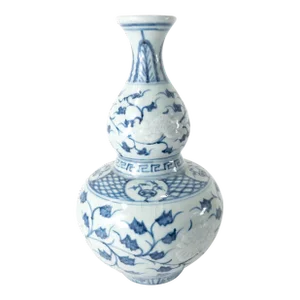 20th Century Chinese Chinoiserie Blue and White Double Gourd Vase