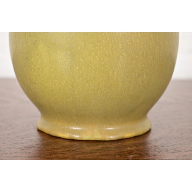 Rookwood Pottery Arts & Crafts Glazed Ceramic Art Pottery Vase, 1925 For Sale - Image 9 of 13
