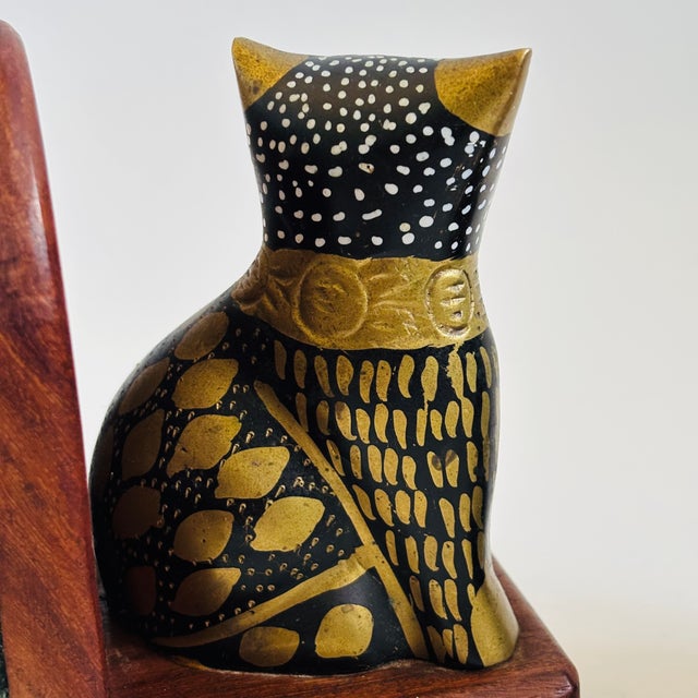 Vintage Brass and Wood Cat Bookends - Set of 2 For Sale - Image 12 of 14
