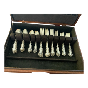 1970s Strasbourg by Gorham Sterling Silver Flatware Set Service 94 Piece Set