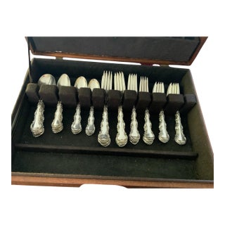 1970s Strasbourg by Gorham Sterling Silver Flatware Set Service 94 Pieces For Sale