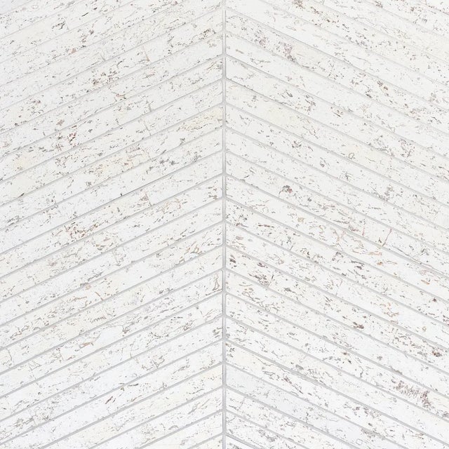 Sample - Schumacher Cork Herringbone Wallpaper in White For Sale In Charlotte - Image 6 of 6