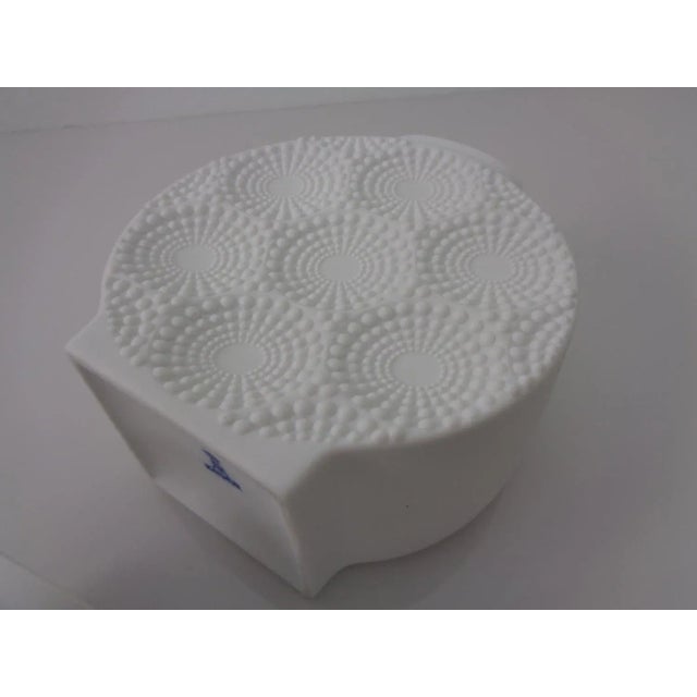 Mid-Century Op Art Vases by Manfred Frey for Kaiser, 1960s, Set of 2 For Sale - Image 12 of 13