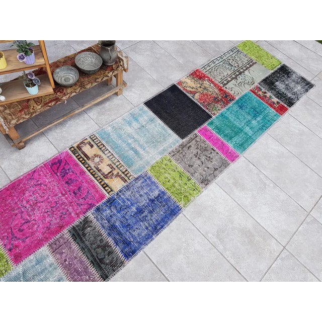 1960s Mid 20th Century Bohemian Anatolian Wool Runner Rug For Sale - Image 5 of 10