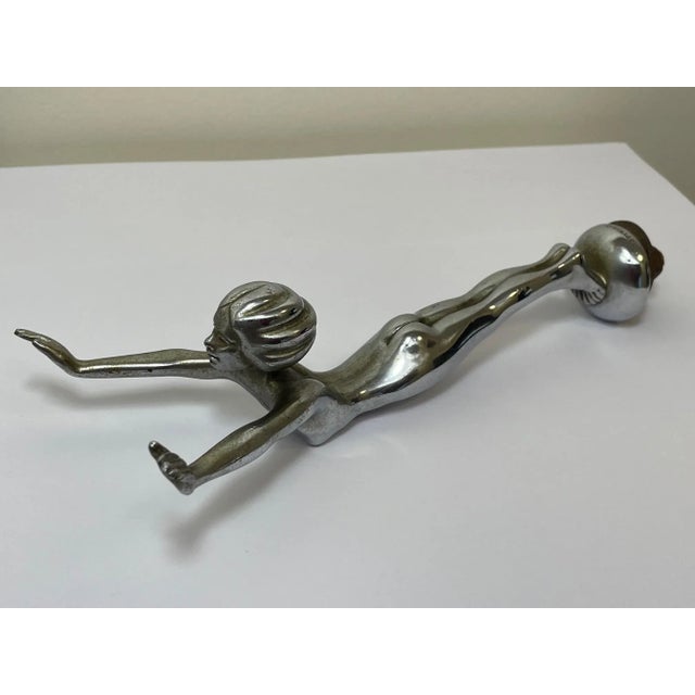 Art Deco Traditional Art Deco Chrome Classic Automobile Car Diving Lady Mascot Sculpture For Sale - Image 3 of 12