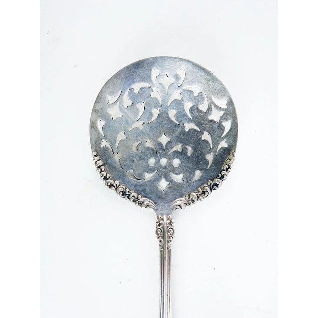 Mid 20th Century Rogers Avon Pattern Silverplate Tomato Server For Sale - Image 5 of 6