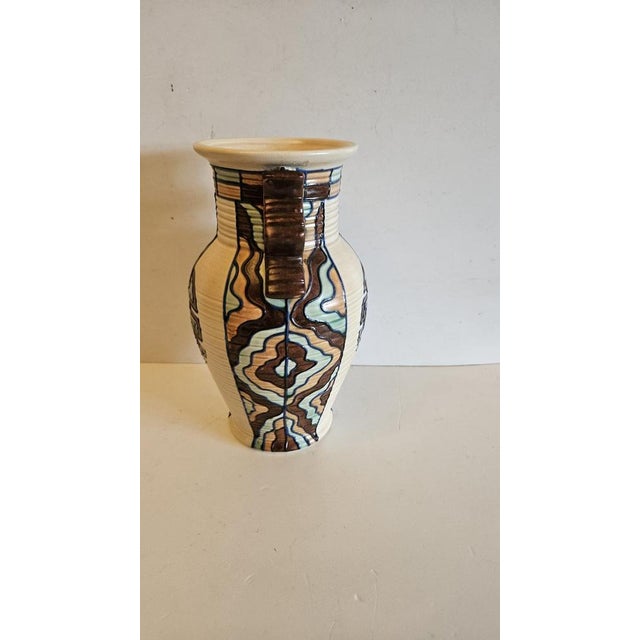 Art Deco Tube Lined Vase by Edith Gater for Royal Caulron, 1930 For Sale - Image 4 of 8
