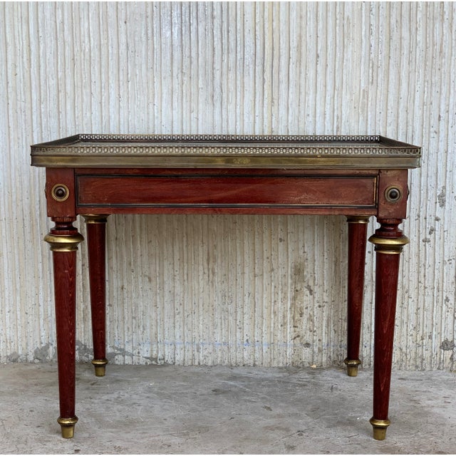 Early 20th Century Louis XV Style Mahogany and Marble-Top Coffee Table with Bronze Mounts For Sale - Image 18 of 18