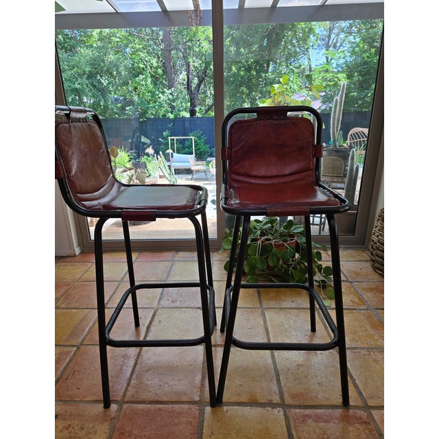 Charlotte Perriand 1960s Pair of Leather Bar Stools For Sale - Image 4 of 18