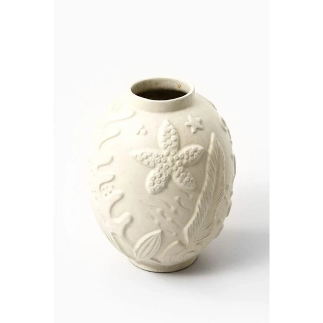 Vase Produced by Anna-Lisa Thomson for Upsala Ekeby For Sale - Image 3 of 6