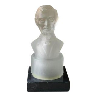 19th Century American Cameo Glass Bust of Abraham Lincoln For Sale