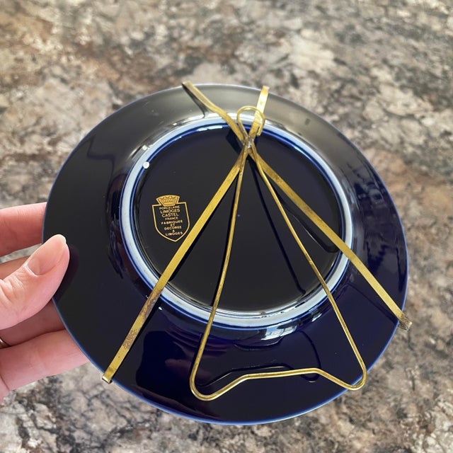 1950s Vintage Limoges Castel France Collector's Porcelain Plate W/ 22k Gold Trim For Sale - Image 5 of 6