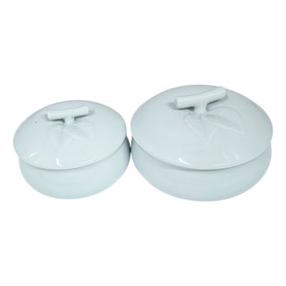 VTG Korean Celadon Blue Serving Bowls Set W/ Lids Grapes Leaf Pattern 2 Pc For Sale