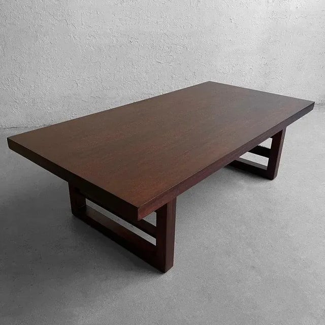 1960s Mid-Century Modern Mahogany Coffee Table After Paul Frankl For Sale In New York - Image 6 of 10