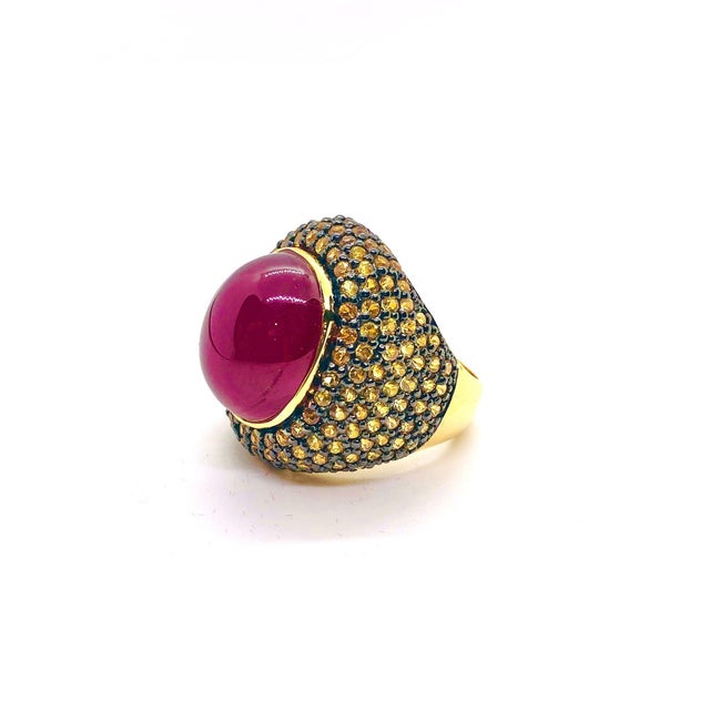 Bochic “Orient” Vintage Ruby & Yellow Sapphire Ring Set In 18K Gold & Silver For Sale - Image 4 of 14