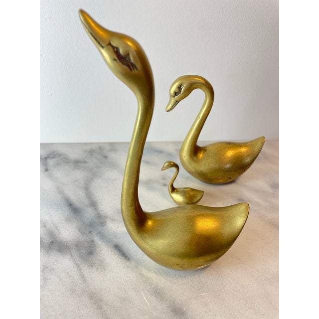 Mid 20th Century Set of 3 Vintage Brass Swan Figurines — Hollywood Regency / Mid-Century Decor For Sale - Image 5 of 9