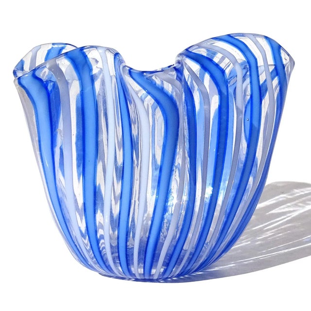 Mid-Century Modern Vintage Murano Venini Bianconi Blue White Filigrana Ribbons Italian Art Glass Decorative Fazzoletto Vase For Sale - Image 3 of 6