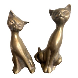 Vintage Mid-Century Modern Brass Cat Sculptures – Pair – Made in Korea For Sale