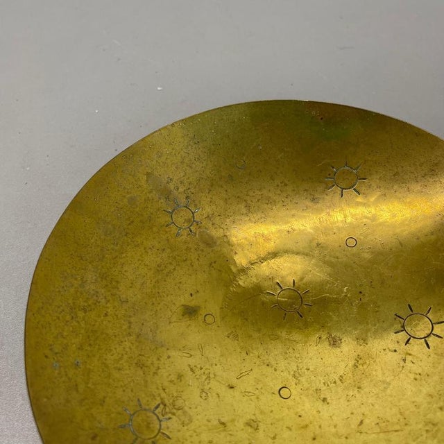 Metal Bauhaus Brass Shell Plates from Hayno Focken, Germany, 1950s, Set of 2 For Sale - Image 7 of 18