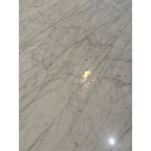 Nj Modern Furniture Saarinen-Style Oval Carrara Marble Tulip Dining Table For Sale - Image 13 of 14