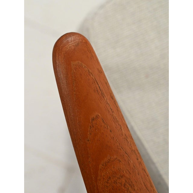 Grete Jalk Danish Model 118 Armchair by Grete Jalk for France & Søn / France & Daverkosen, 1960s For Sale - Image 4 of 10